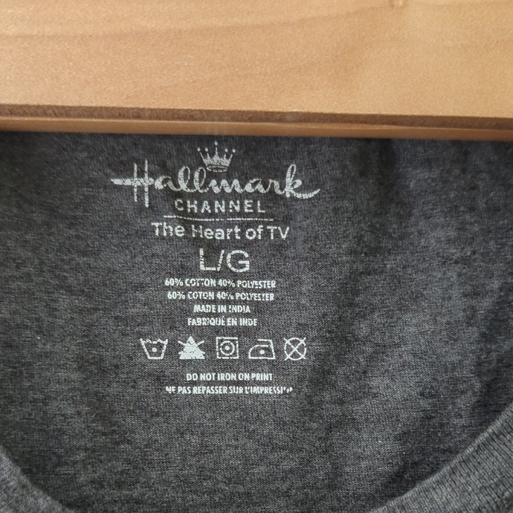 Hallmark Channel Shirt 🎄 - Picture 2 of 7